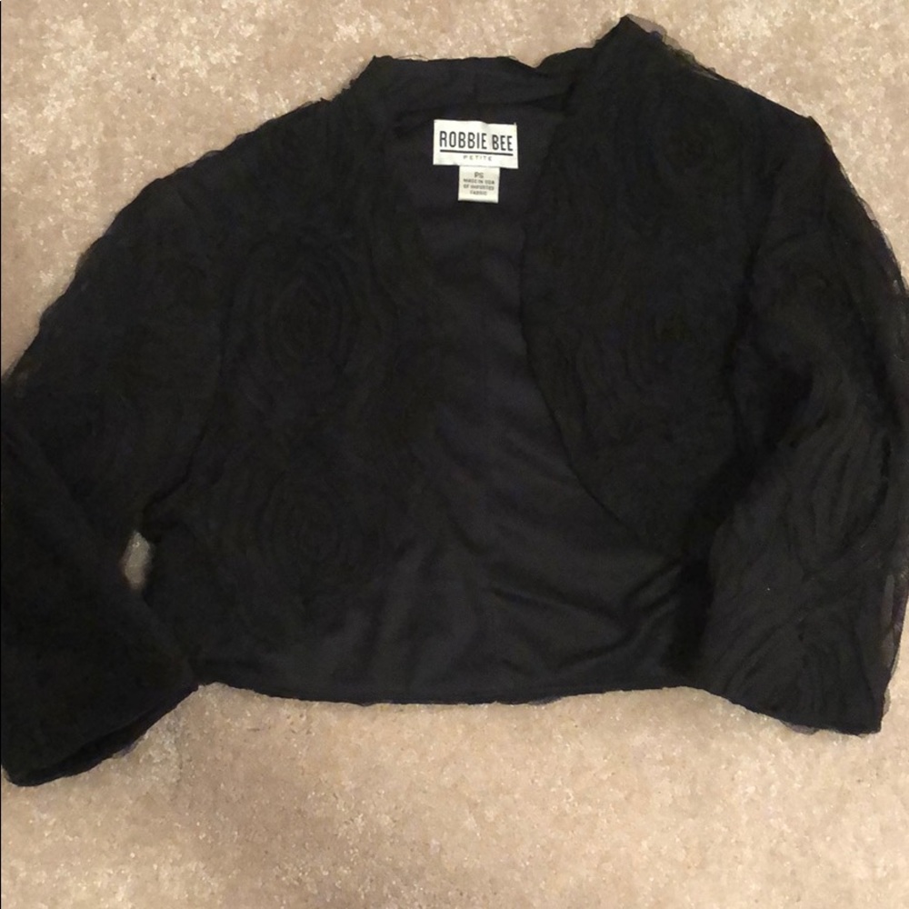 Black cap shoulder jacket